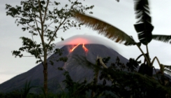 Indonezija: Vulkan Merapi nastavlja izbacivati lavu