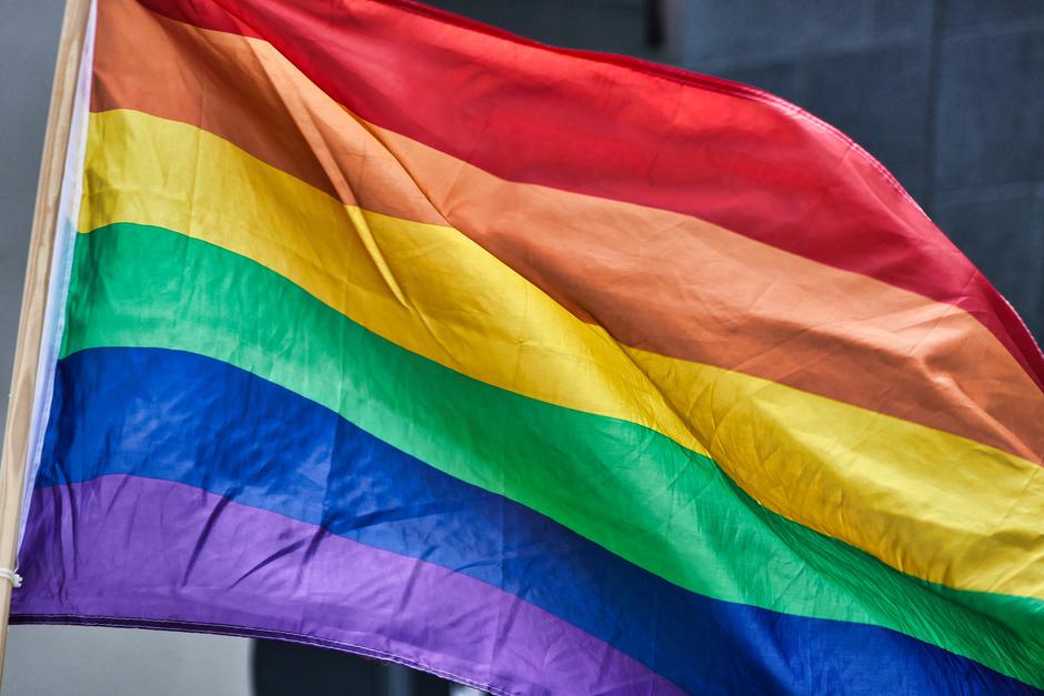 U Moskvi racija u gej klubovima nakon što je Vrhovni sud zabranio LGBT pokret