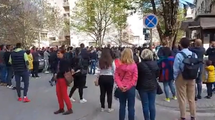 Protesti u Mostaru zbog pretučenog mladića: “Mito i korupcija, mostarska policija”