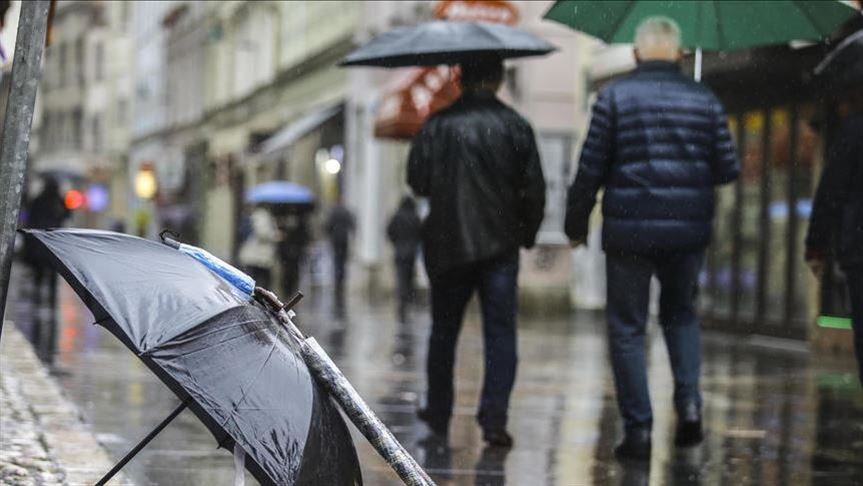 U Bosni sutra oblačno s lokalnim pljuskovima, u Hercegovini umjereno oblačno