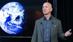 Osnivač "Amazona" Jeff Bezos leti u svemir