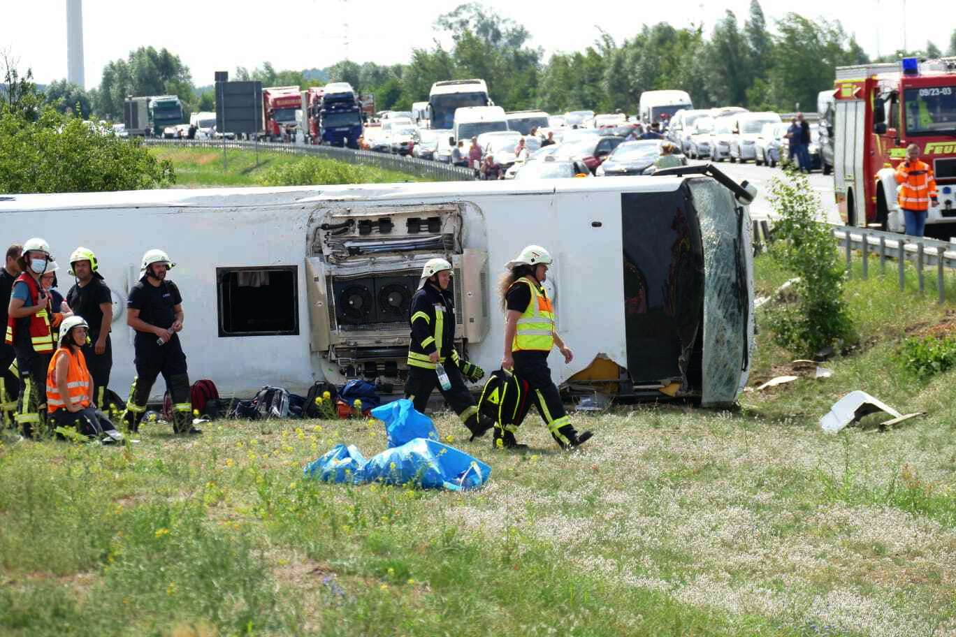 Autobus iz Srbije se prevrnuo u Njemačkoj, 19 povrijeđenih