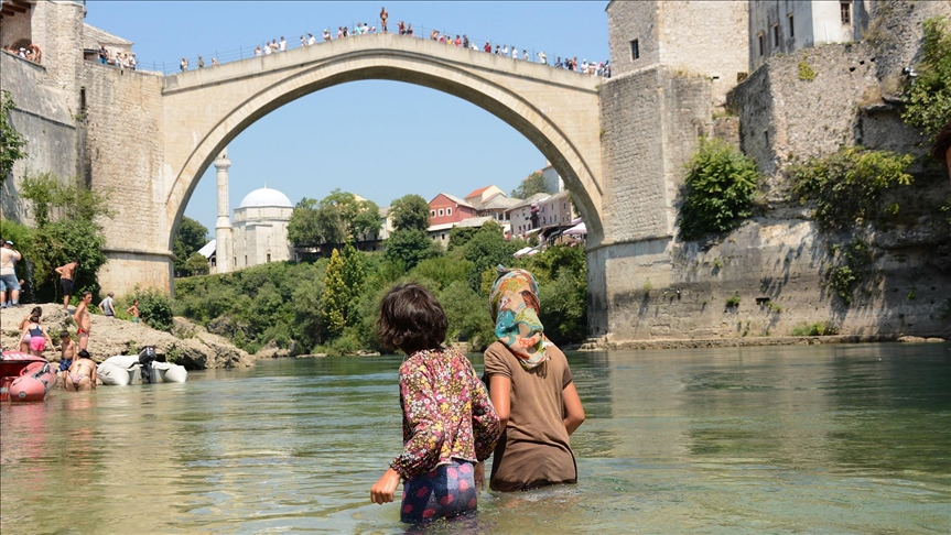 U Bosni pretežno oblačno vrijeme, u Hercegovini zbog visokih temperatura na snazi žuti meteoalarm