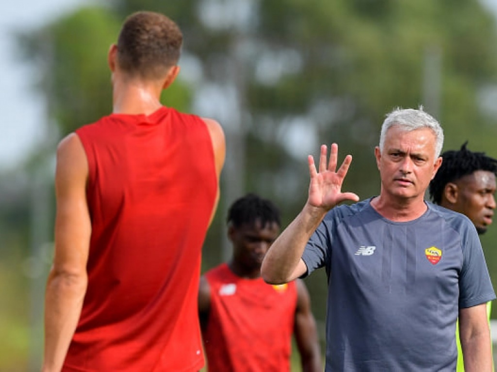 Sportski direktor Rome: Mourinho ima poseban odnos sa Džekom