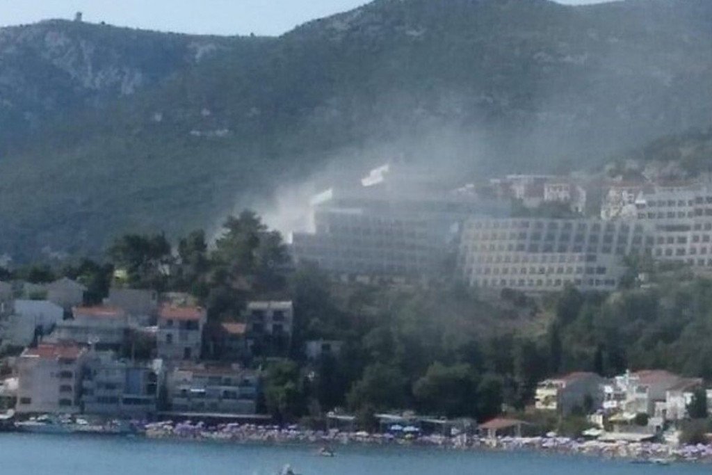 Izbio požar u najvećem hotelu u Neumu