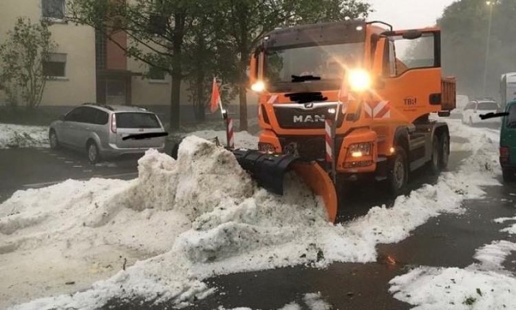 Njemačka vlada obećala hitnu pomoć pogođenim od poplava