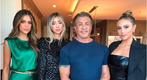 Stallone piše kćerkama poruke za prekid s momcima: "Moj tata je stručnjak kad je u pitanju naš ljubavni život"