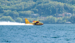 Turska: Vozač jet-skija prepriječio put kanaderu, pilot naglim kočenjem izbjegao direktan sudar