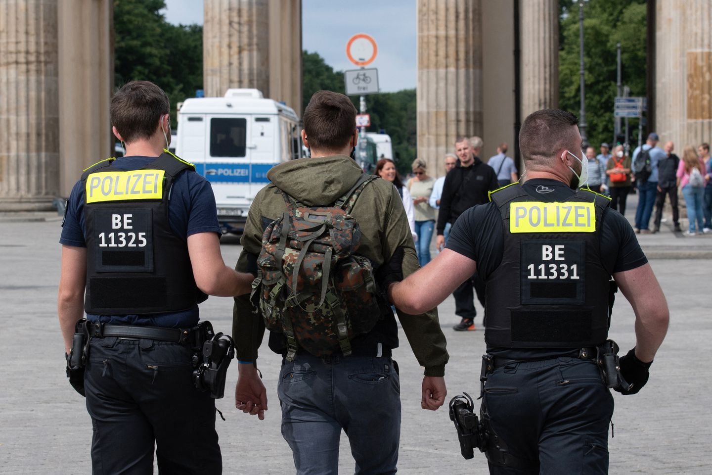 Njemačka: Preminuo muškarac kojeg je tokom protesta privela policija