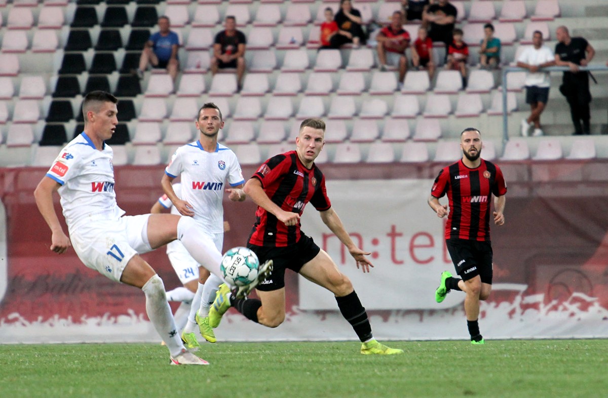 Premijer liga BiH: Na Tušnju tuzlanski derbi, Željezničar u slavljeničkoj atmosferi dočekuje Velež