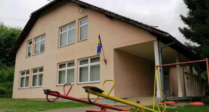 Bošnjački đaci iz Liplja privremeno se vratili u školske klupe