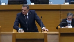 Dodik traži da se produži blokada državnih institucija