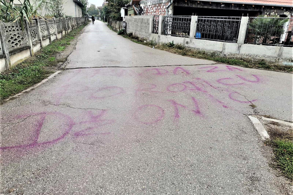 Grafit osvanuo ispred kućnog praga ubijenih Đokića! Evo šta kažu mještani sela