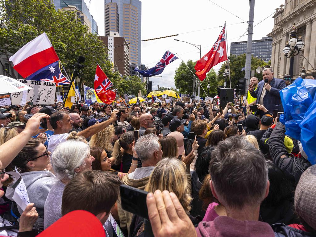 Demonstracije u Melburnu protiv obavezne vakcinacije