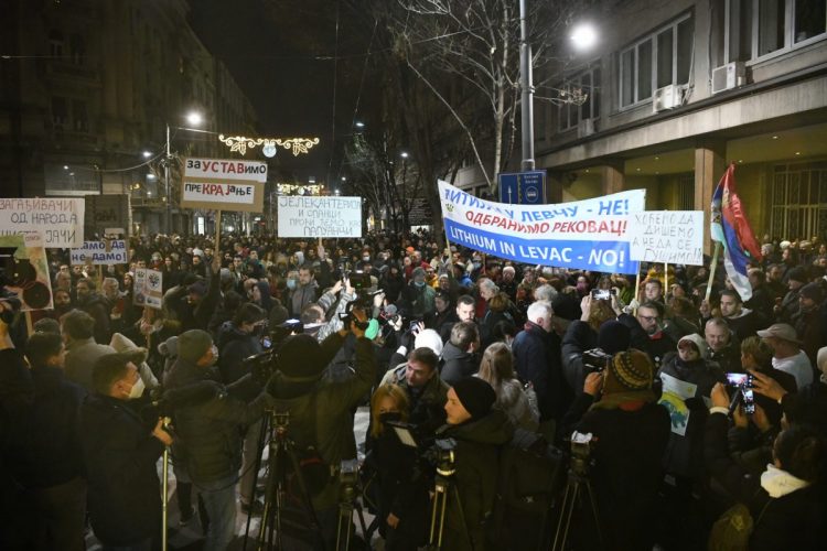 Novi protesti u Beogradu: Blokiraćemo cijelu Srbiju