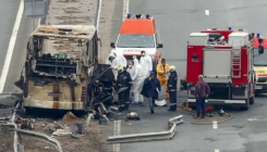 Carinici koji su preko granice bez dokumenata pustili autobus u kojem je stradalo 46 ljudi dobili otkaz