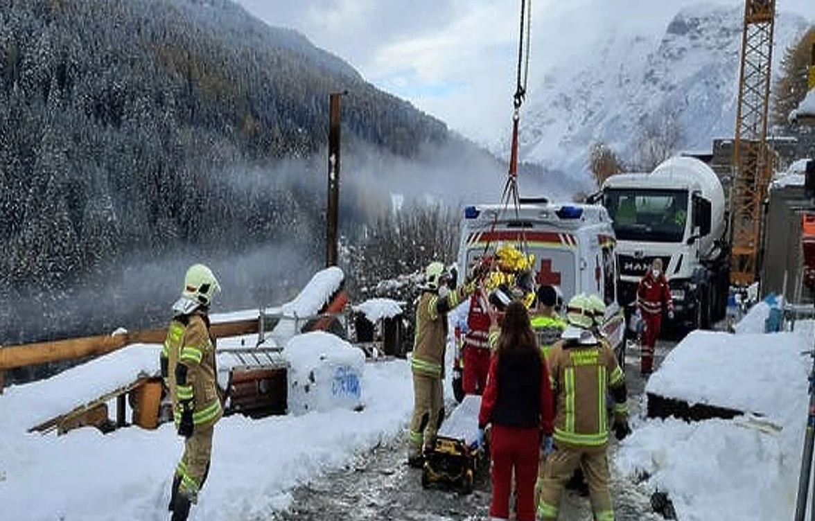 Austrija: Građevinari iz BiH se potukli na baušteli, jedan drugom razbio glavu čekićem