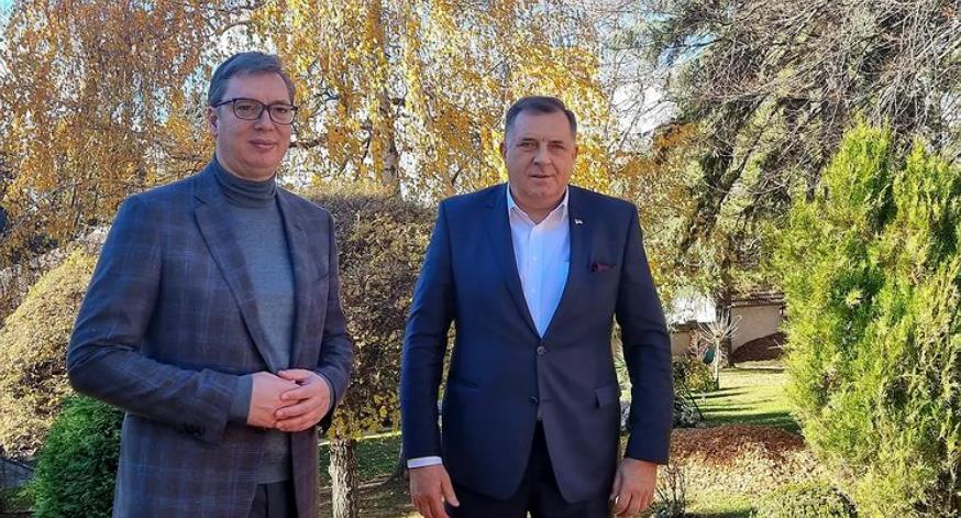 "Nedjeljno prijepodne": Vučić s Dodikom o regionalnim pitanjima i izgradnji autoputa Rača-Bijeljina