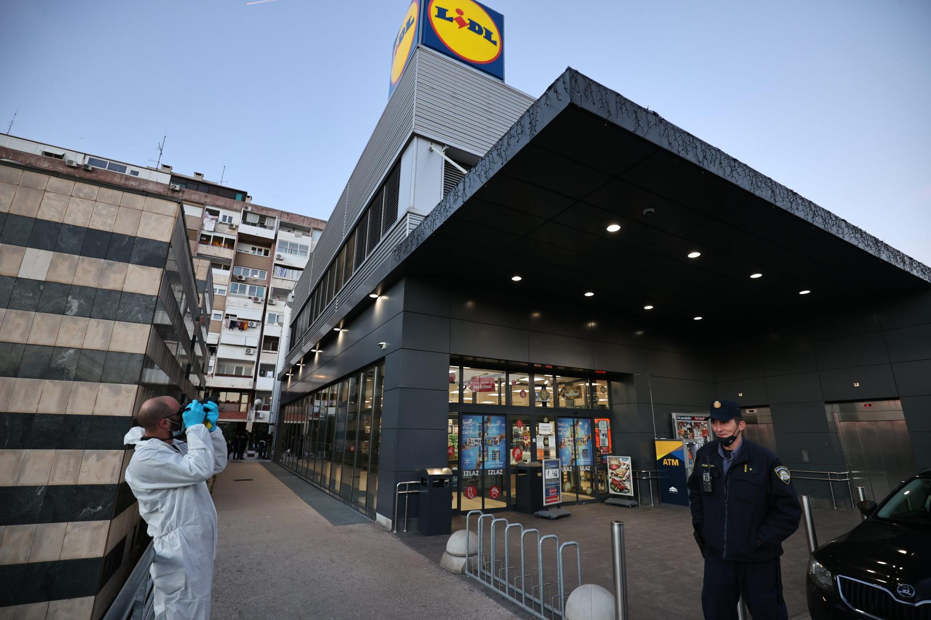 Lidl u Splitu u znak žalosti ubijene radnice zatvorio trgovinu na nekoliko dana