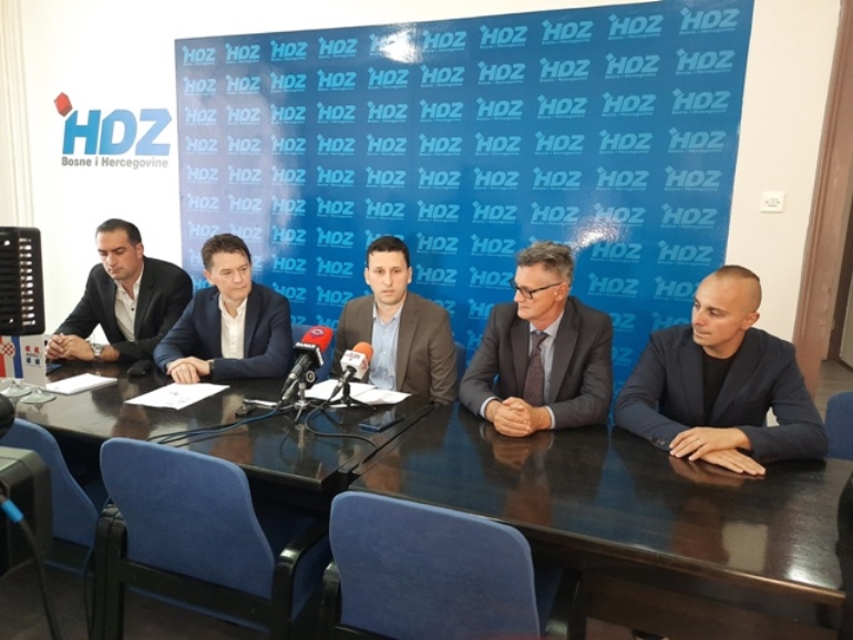 ŽO HDZ BiH Soli izražava oštro protivljenje odlukama koje donosi Vlada TK