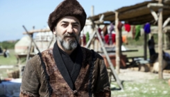 Preminuo turski glumac iz serije "Ertugrul" Ayberk Pekcan