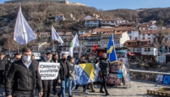 U Prizrenu održan marš podrške Bosni i Hercegovini: Sve dok je Bošnjaka, biće i Bosne