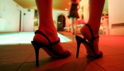 Primamljivi online oglasi za posao van BiH kao paravan za prisilnu prostituciju