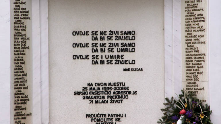 Zbog vrijeđanja žrtava na Kapiji i veličanja zločinaca Darko Petrović osuđen na dvije godine zatvora