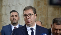 Vučić: Nećemo provoditi sankcije protiv pripadnika svog naroda