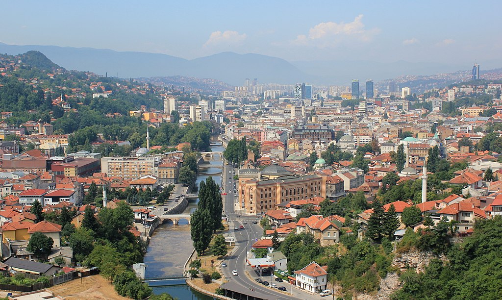 Sarajevo: Udaren pješak na Drveniji, vozač pobjegao sa mjesta nesreće