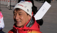 Legendarni Jackie Chan nosio olimpijski plamen