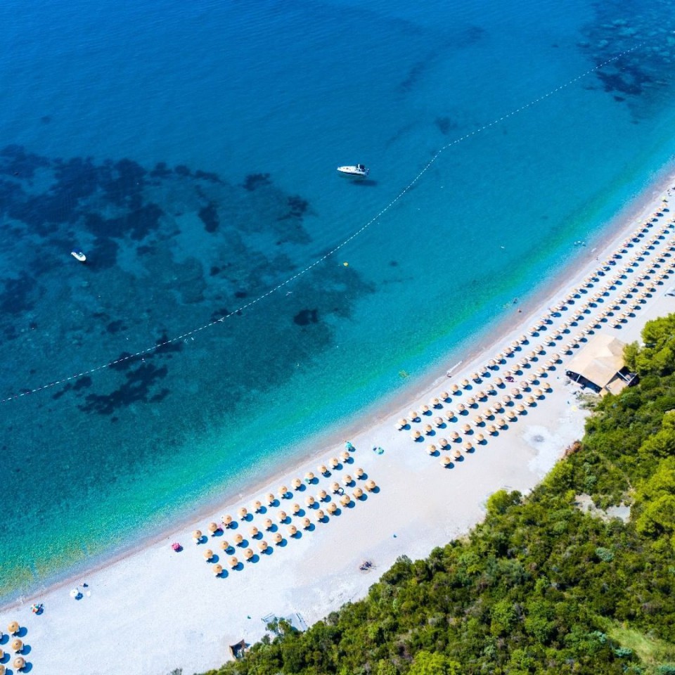 Plaža Jaz u Budvi jedna od top deset plaža za zabavu u Evropi