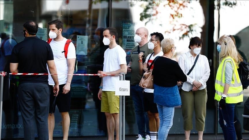 Njemačka: Zabilježen novi dnevni rekord od skoro 320.000 zaraženih koronavirusom