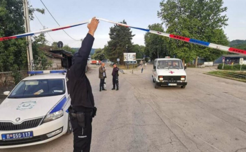 Velika porodična tragedija: Mladić ubio majku, oca i djeda u Čačku