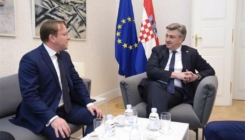 Plenković s Várhelyijem o BiH i politici proširenja EU-a