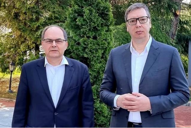 Vučić nakon susreta sa Schmidtom: Ne slažem se s korištenjem Bonskih ovlasti, ali mir je najvažniji