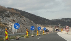 Zbog sanacionih radova na autoputu A-1 za saobraćaj zatvorena preticajna traka