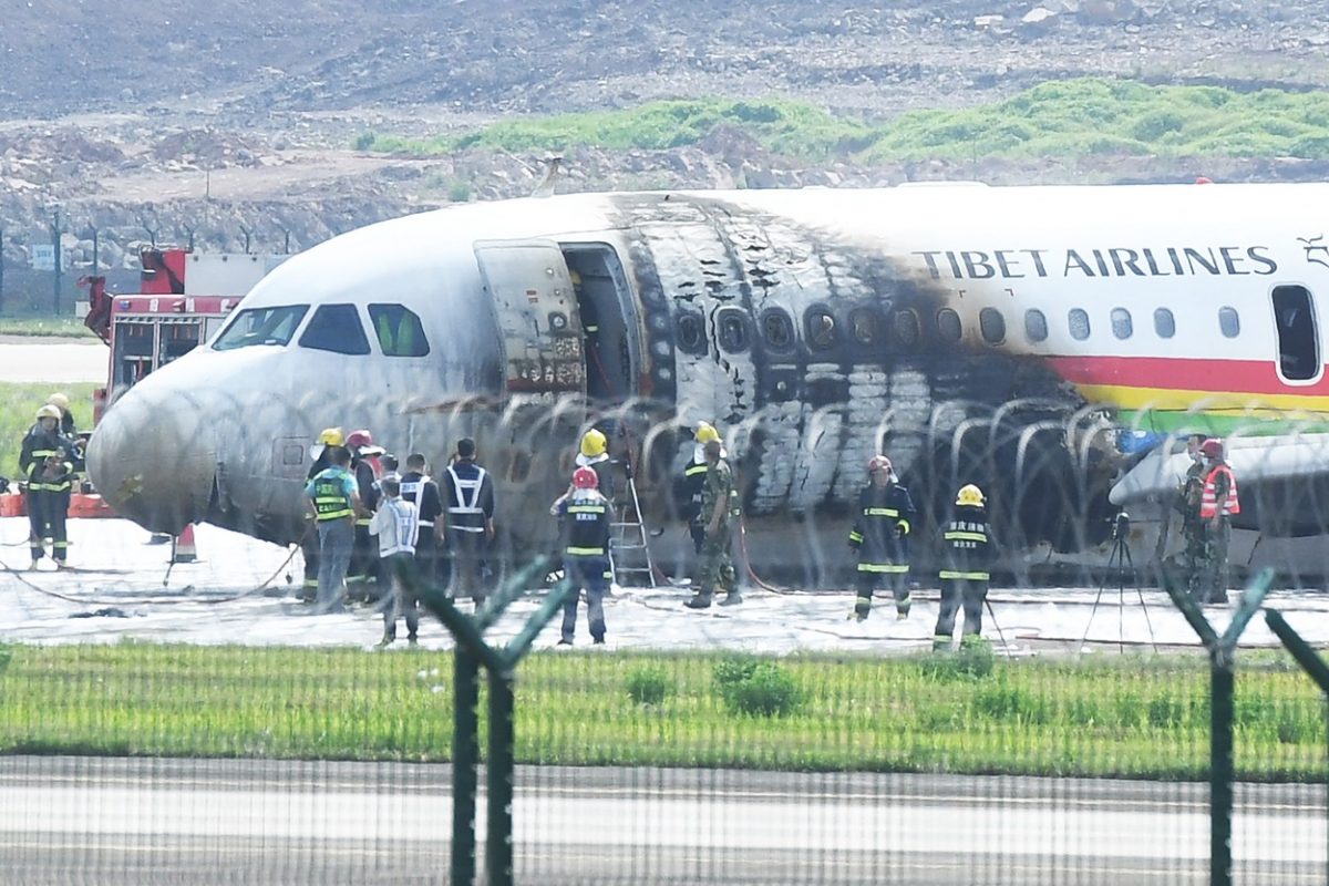 Prilikom polijetanja u Kini se zapalio putnički avion