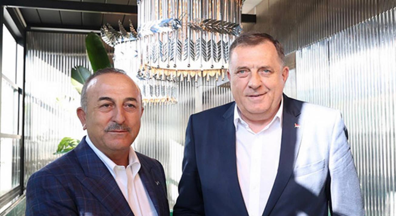 Dodik zadovoljan sastankom sa Cavusogluom: Tražio posredovanje Milanovića, Vučića i Erdogana