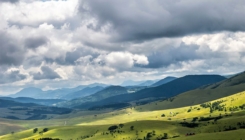 Danas umjereno do preteženo oblačno, najviša dnevna temperatura do 24 stepena