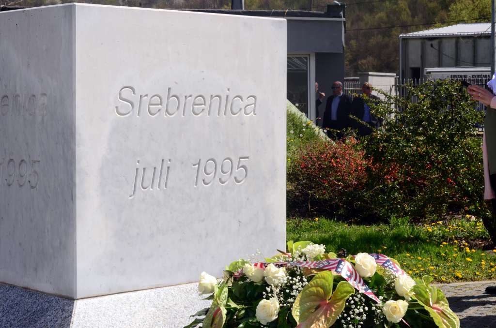 Hrvatska obilježava Dan sjećanja na genocid u Srebrenici