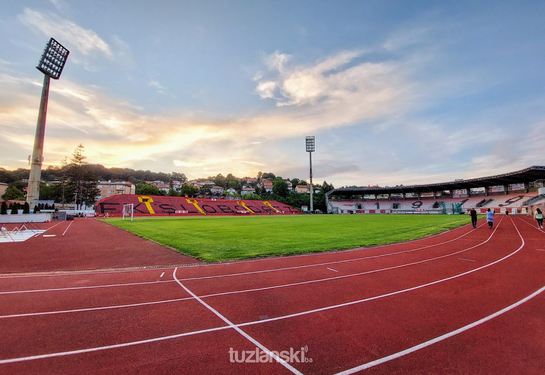 Porodični zdravstveni forum i inkluzivni trening  na stadionu Tušanj