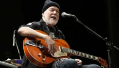 Rock legenda Randy Bachman pronašao gitaru ukradenu prije 45 godina