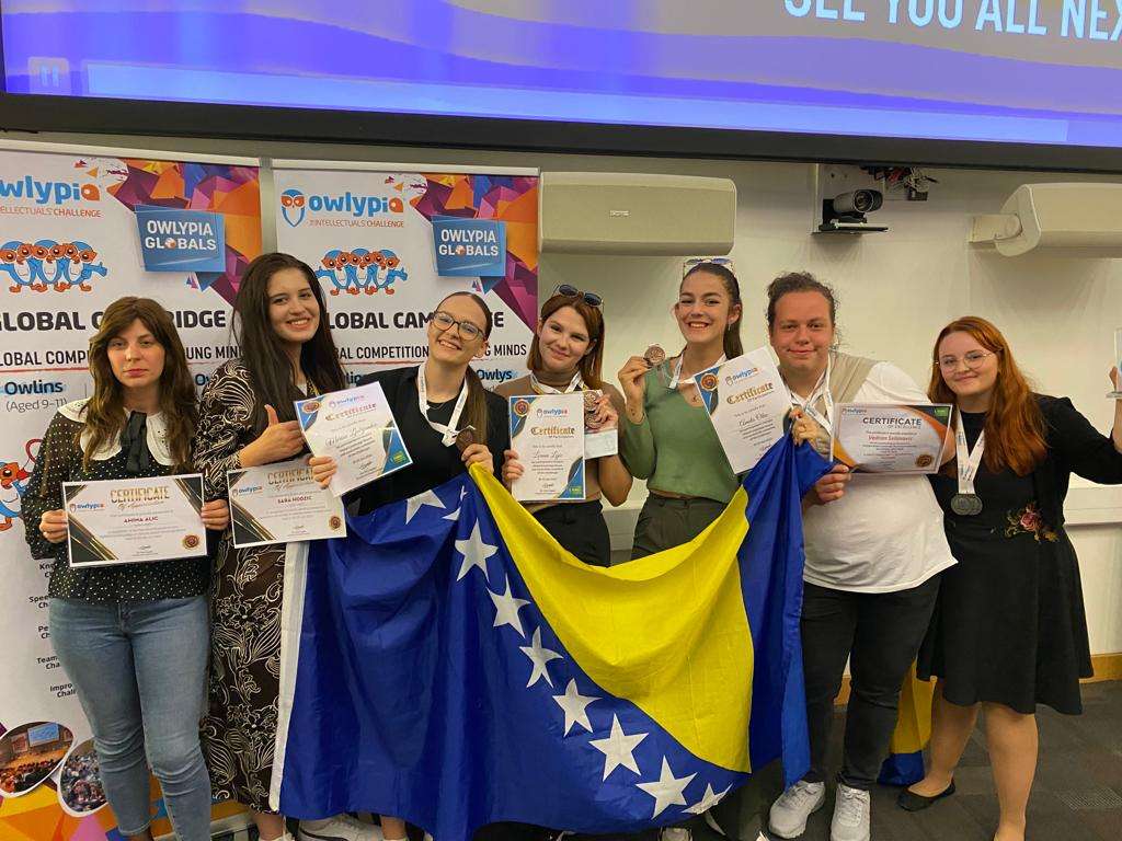 Tuzlanski učenici osvojili šest medalja na Owlypia takmičenju na Cambridgeu