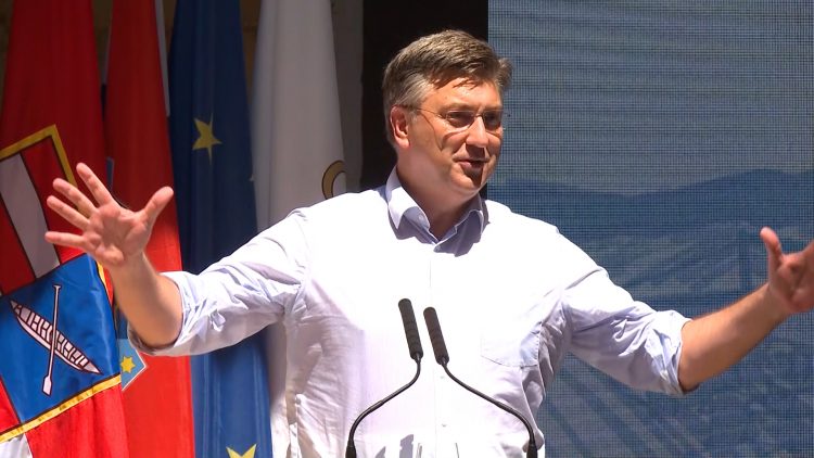 Plenković: Protesti u Sarajevu su grozni, dokazuju da nam je Pelješki most nužan