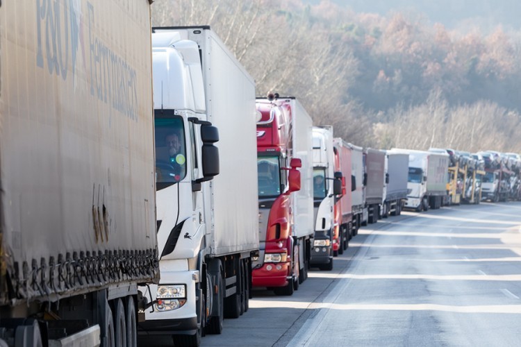 Počeo veliki štrajk prevoznika u BiH: Ne toče gorivo, obustavljen transport robe