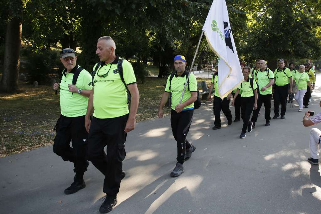 Marš mira u spomen ubijenim Srebreničanima krenuo jutros iz Sarajeva