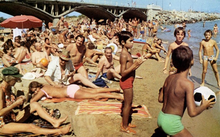 Zašto su na starim fotografijama sa plaža svi mršavi?