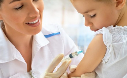 Mioković traži hitnu reakciju Ministarstva zdravstva FBiH na provedbi obavezne vakcinacije djece