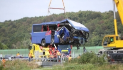 Oba vozača poljskog autobusa poginula u nesreći